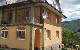 Alma Guest House